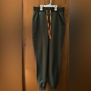 FIGS zamora jogger scrub pants, color moss